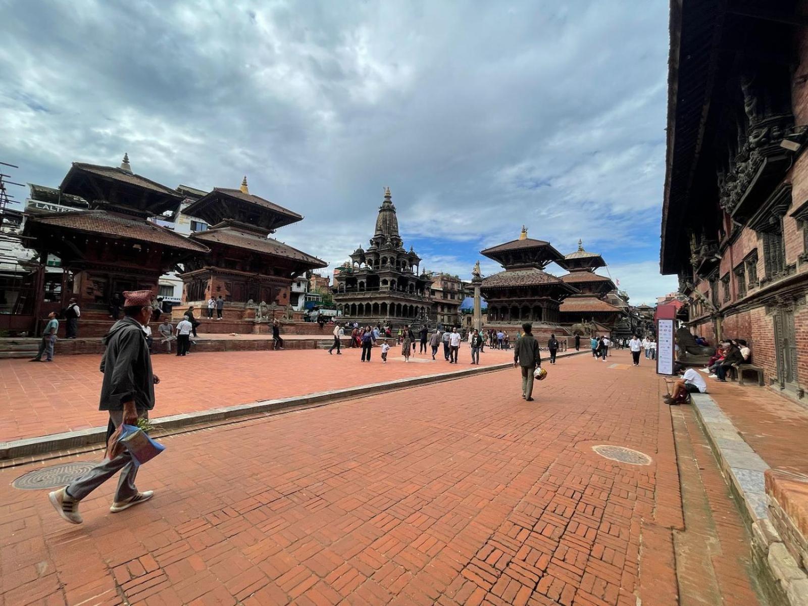 Patan Square - 2 Km From Patan Durbar Square Hotel Ngoại thất bức ảnh